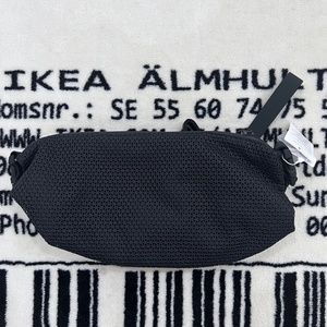 Lululemon All Hours Expandable Belt Bag / Messenger Sling Bag.